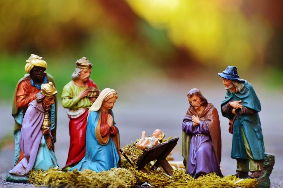 selected focus of Nativity of Jesus figurine preview