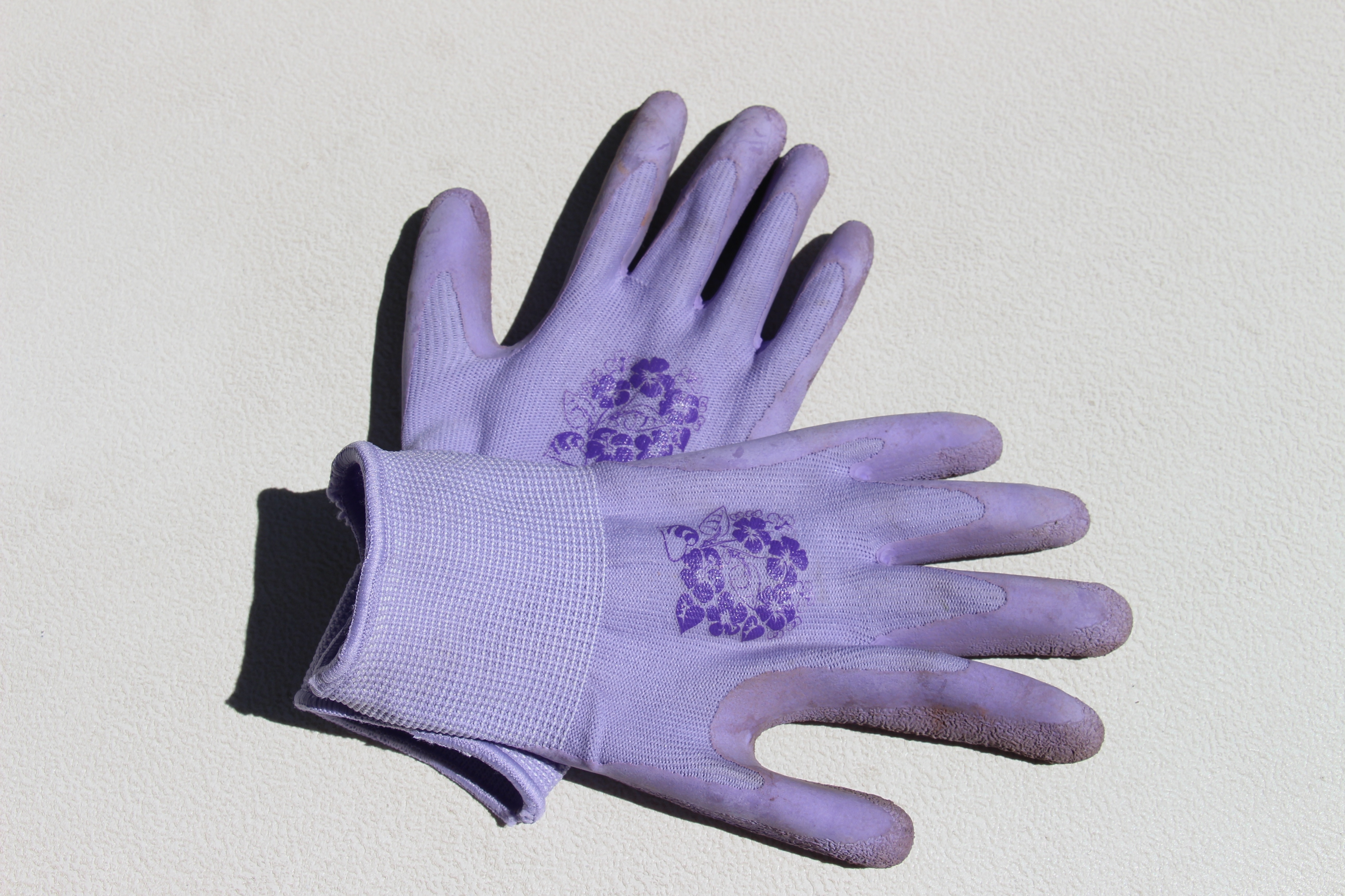 Purple latex gloves