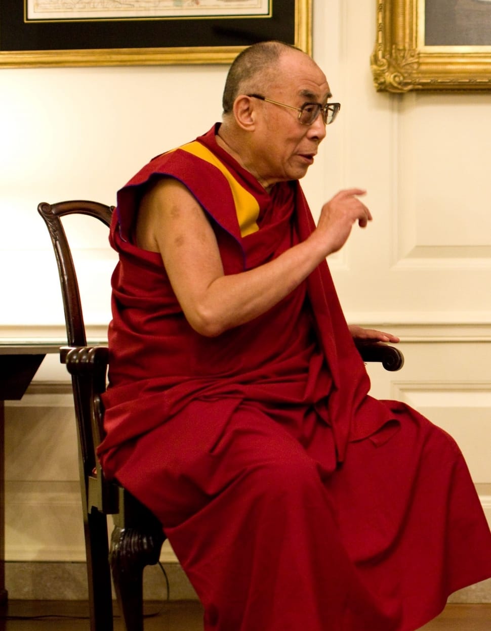 Dalai Lama, Portrait, Discussion, Smile, one man only, mature adult preview
