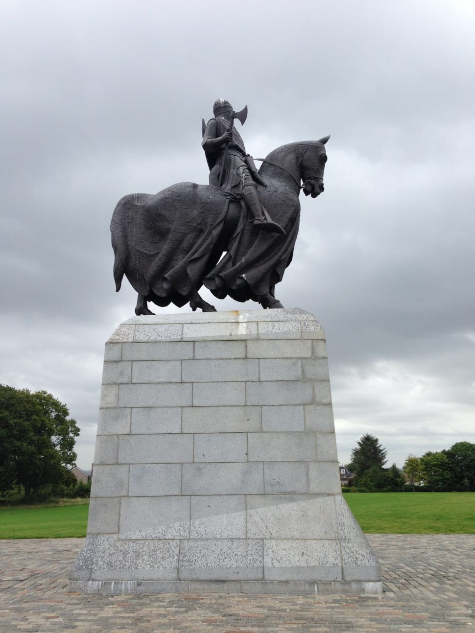 soldier riding horse monument preview