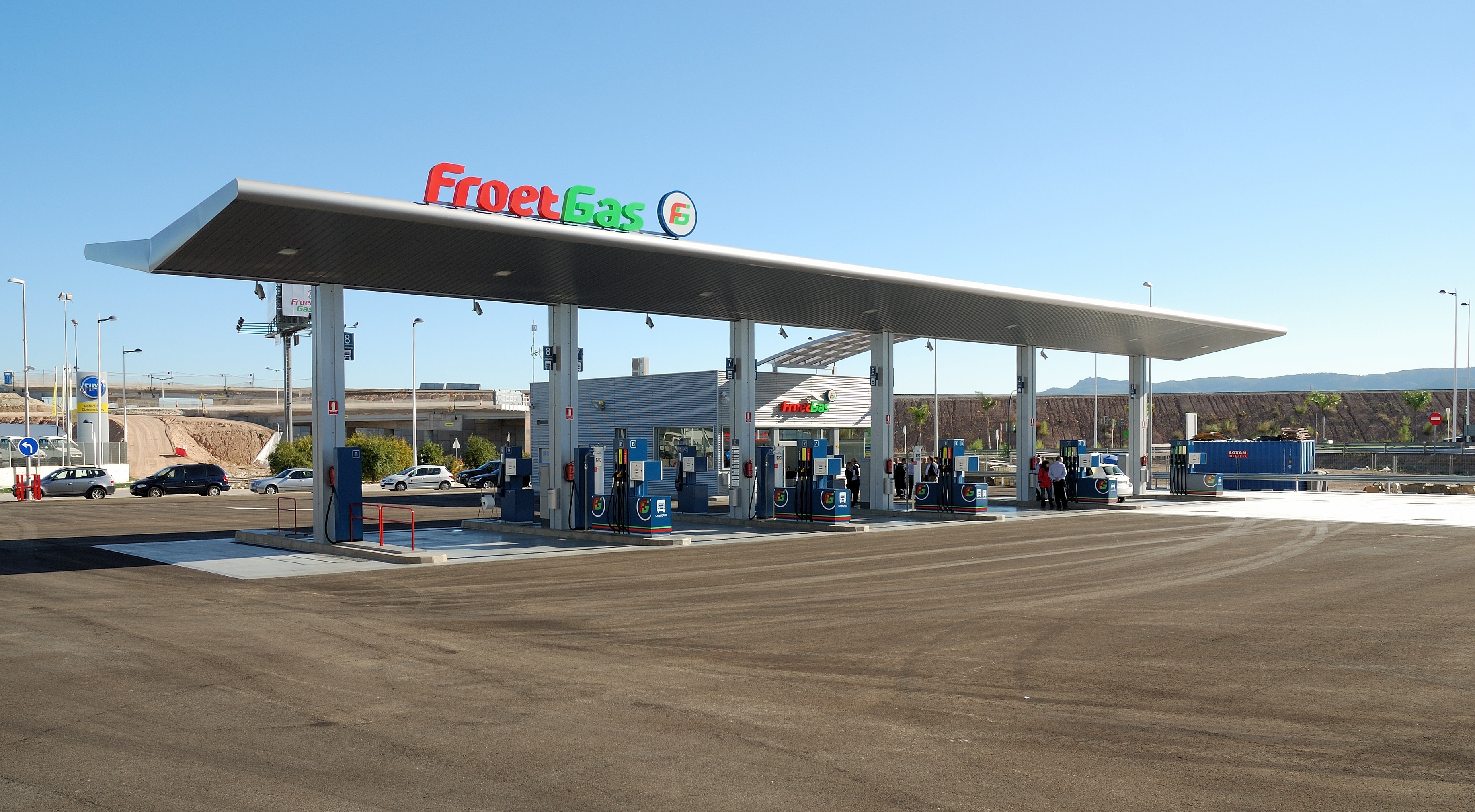 froet gas station