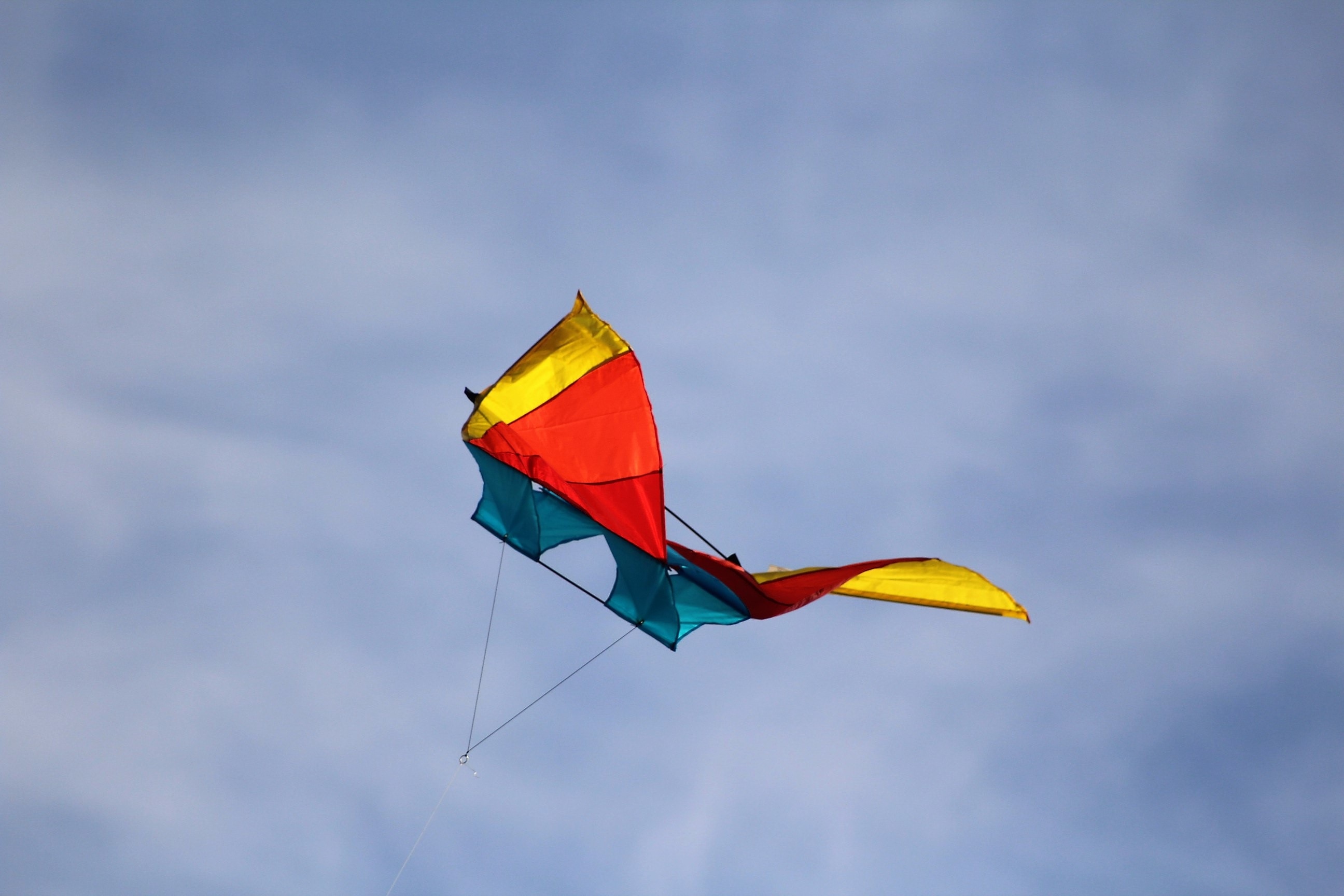 red blue yellow kite