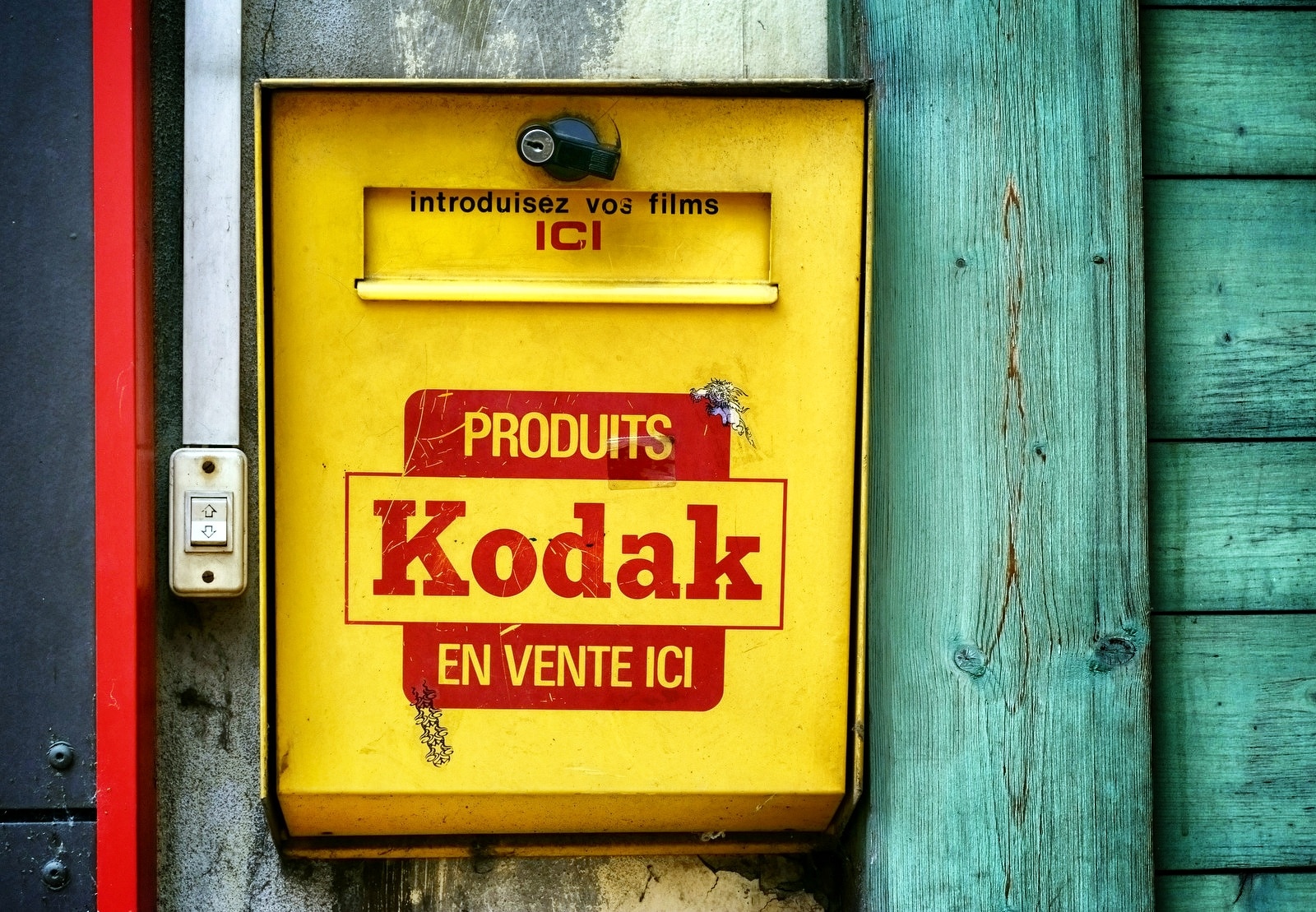 yellow kodak mailbox