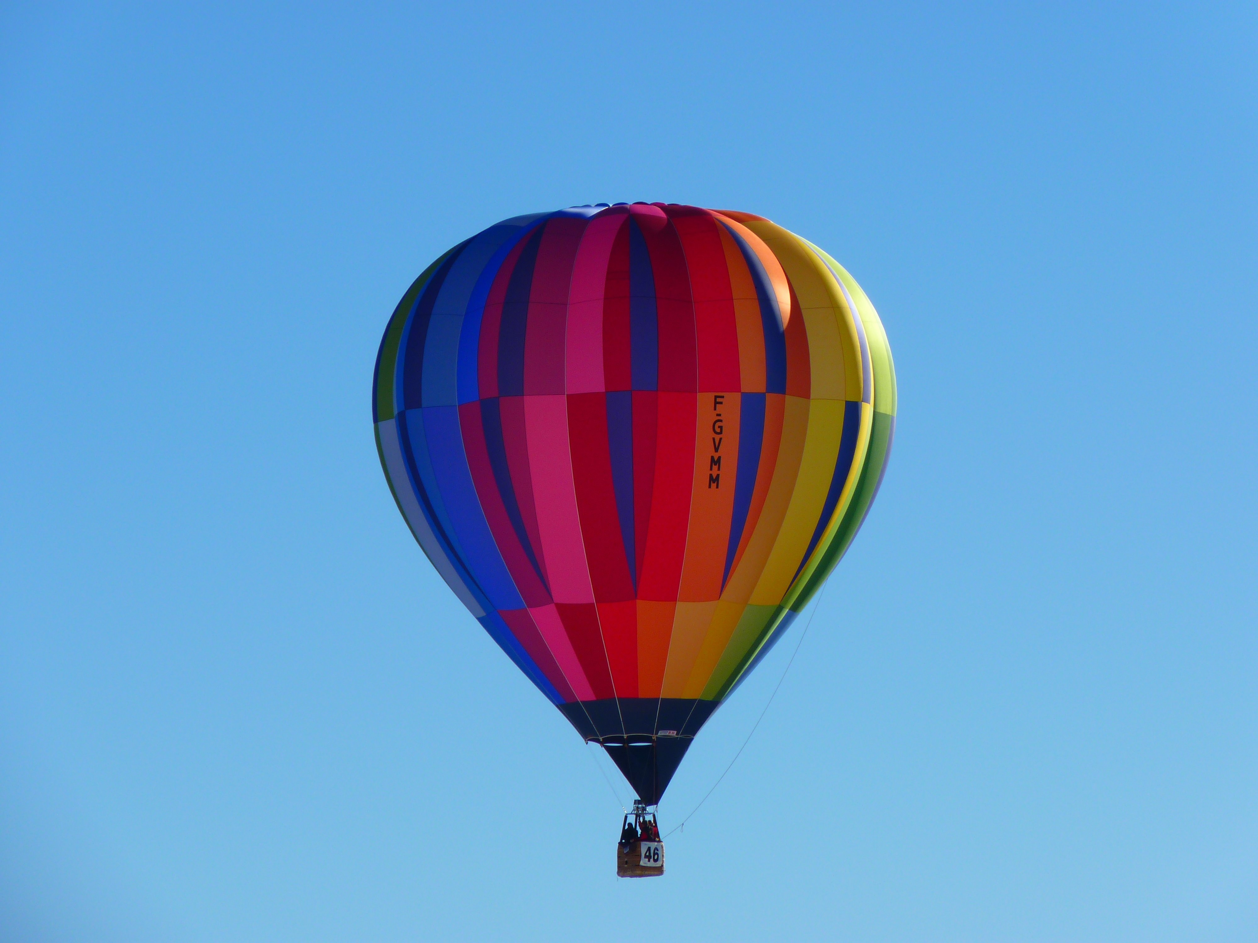 hot air balloon high angle photography