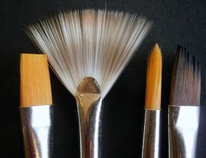 assorted paintbrushes thumbnail