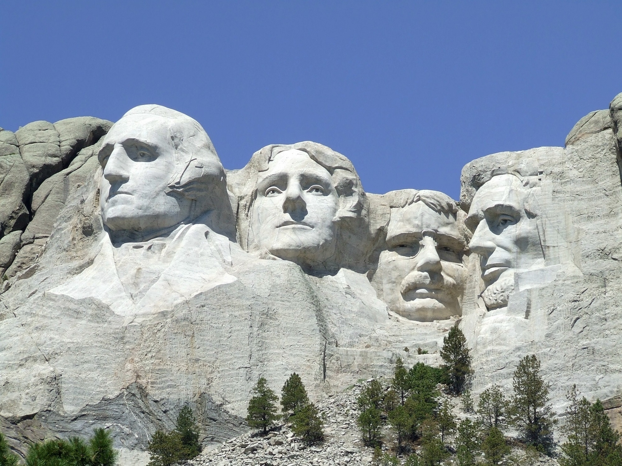 mount rushmore at day time