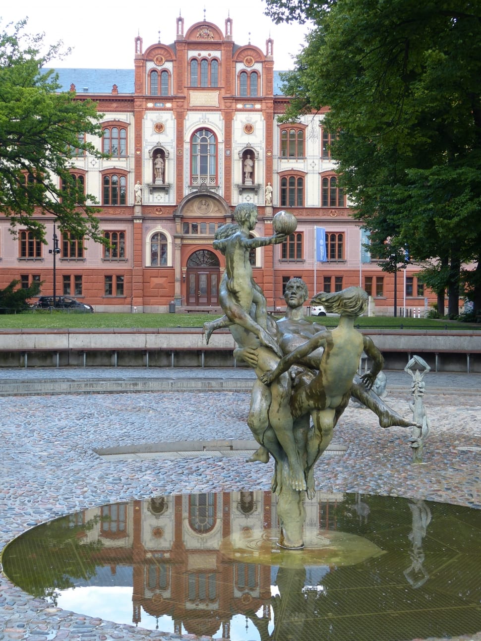 Mecklenburg, Rostock, statue, fountain preview