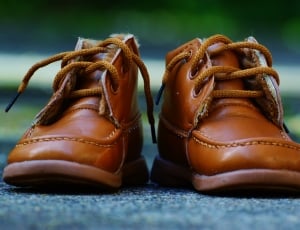 brown chukka boots thumbnail