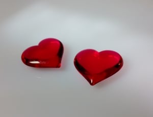 2 red heart shape ornaments thumbnail