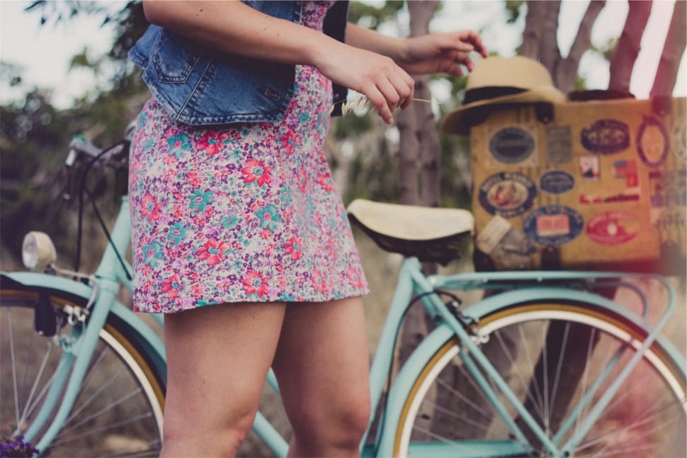 women's pink and red floral mini skirt preview