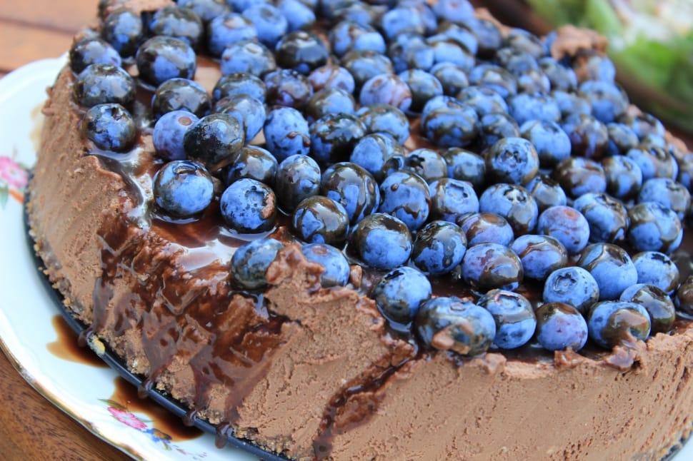 blueberry chocolate cake preview