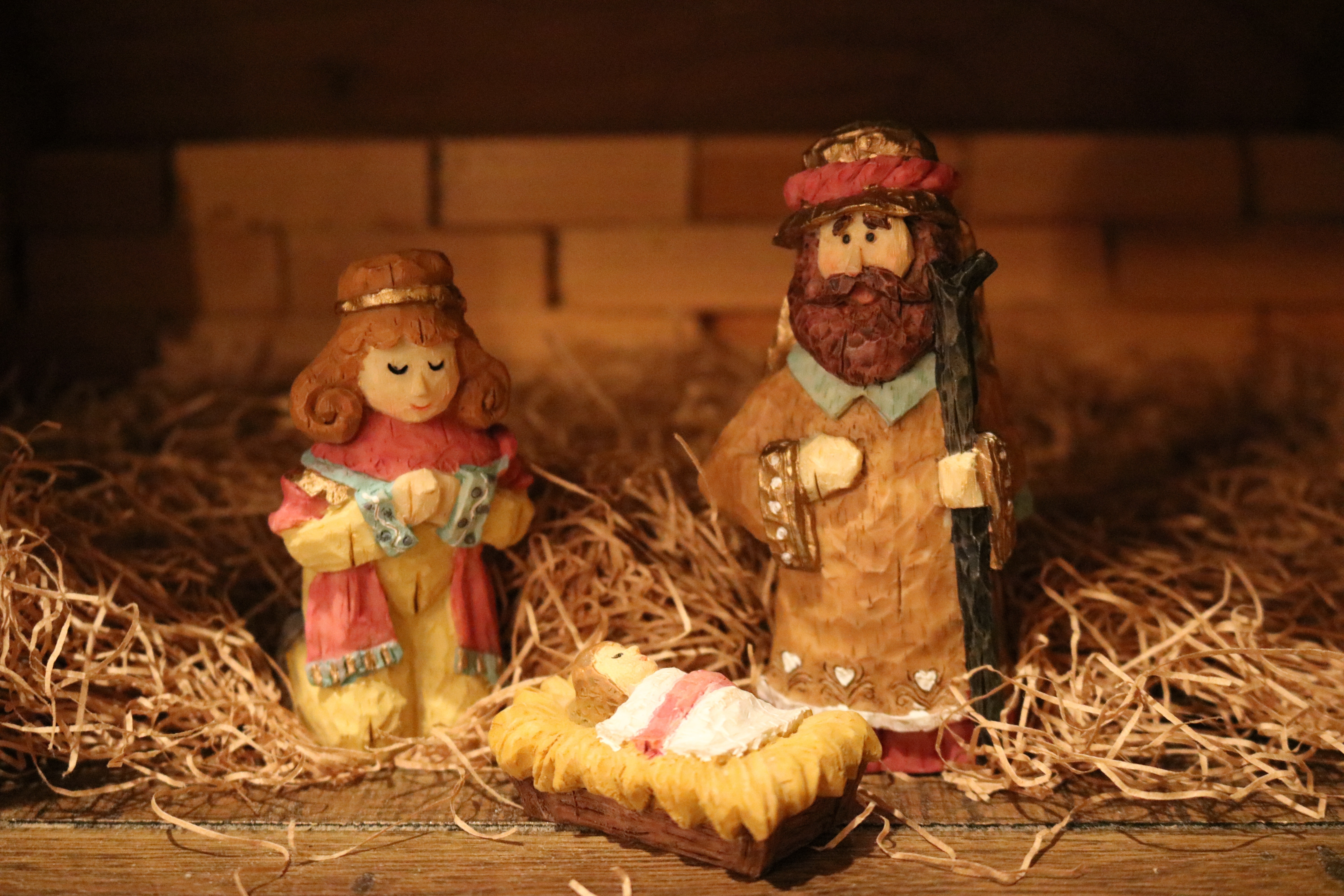 nativity set figurine