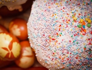 bread with candy sprinkle thumbnail