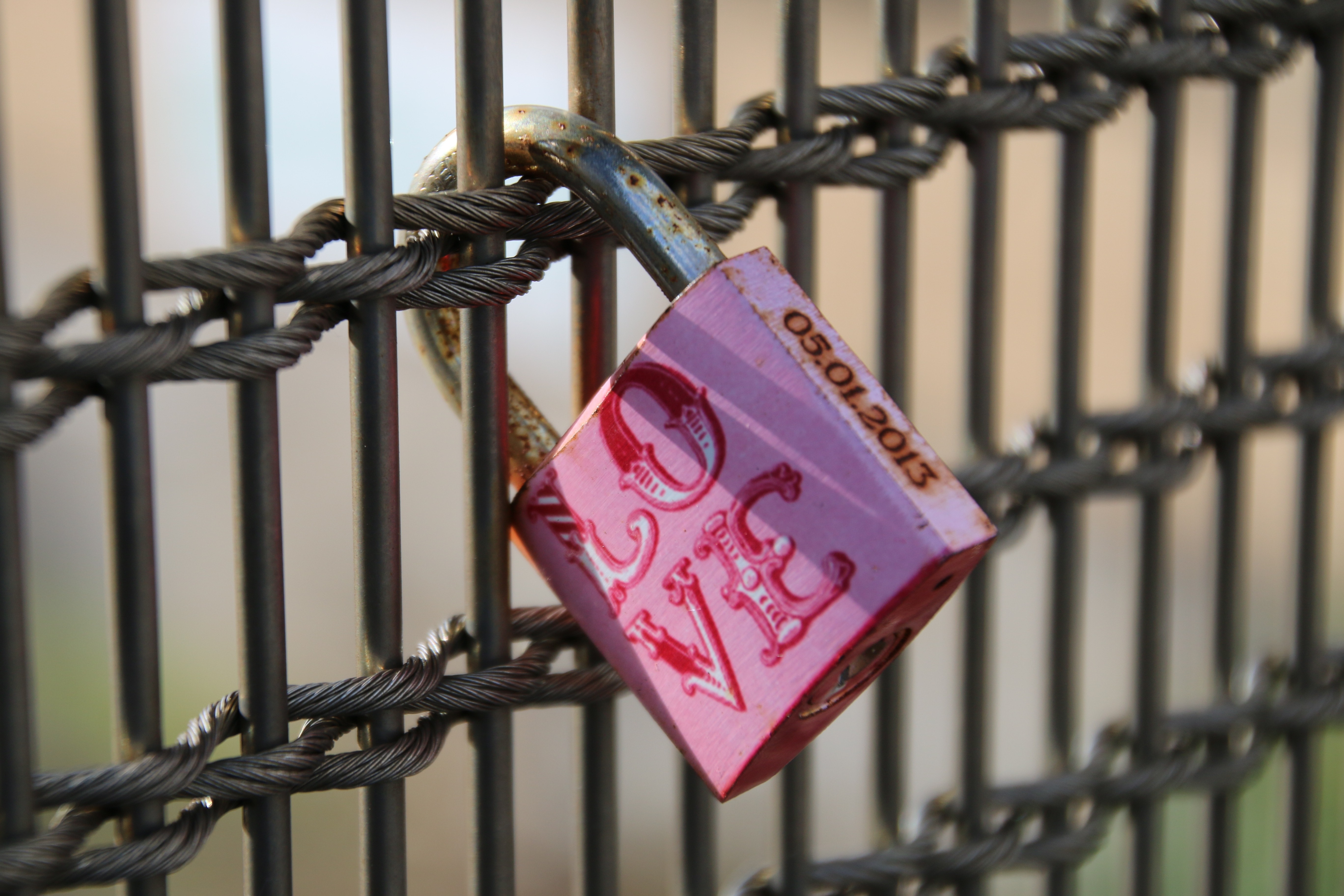 pink love padlock