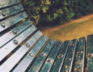 green wooden bench thumbnail