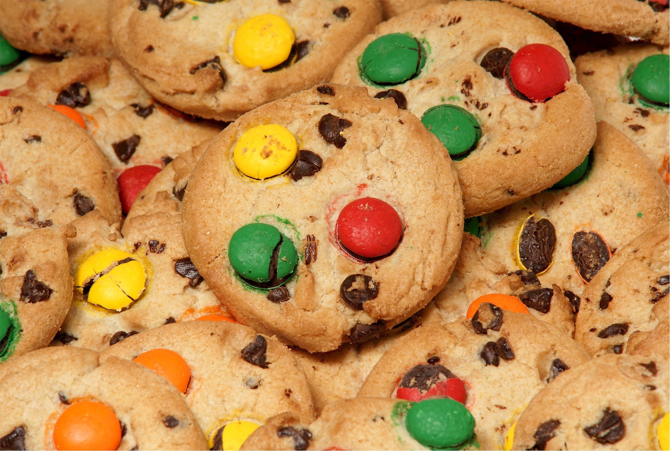 brown cookies with nips toppings
