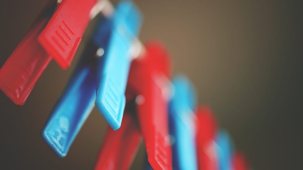 red and blue plastic clip preview