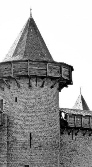 greyscale photo of tower thumbnail