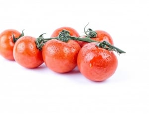 red cherry tomatoes thumbnail