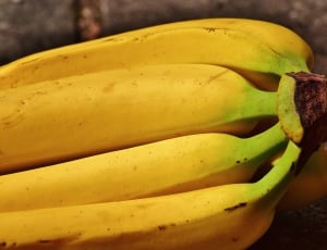 yellow banana fruit thumbnail