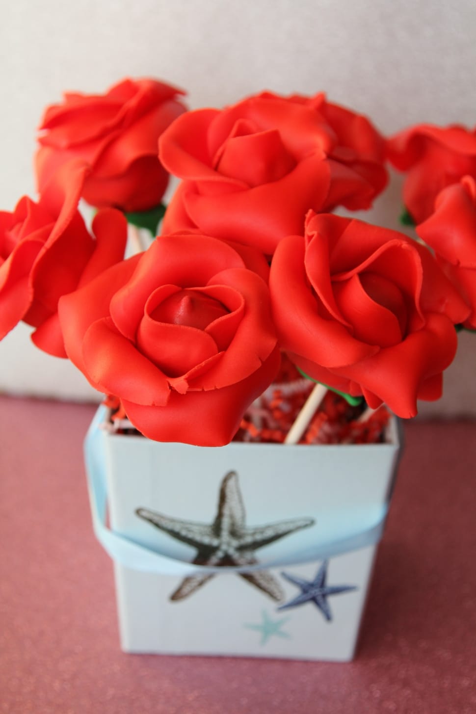 red roses preview