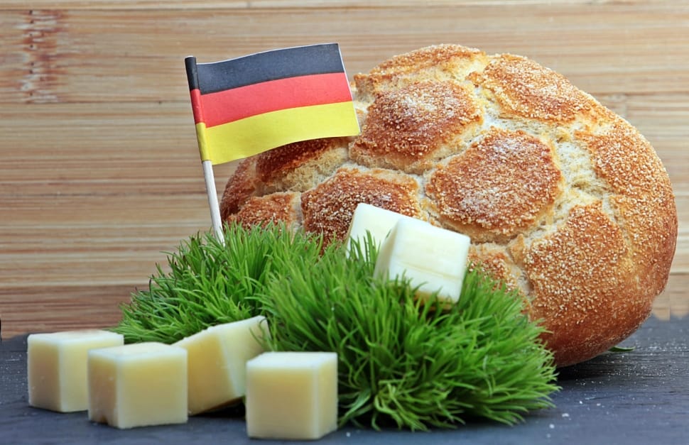 bread pie and german miniature flag preview