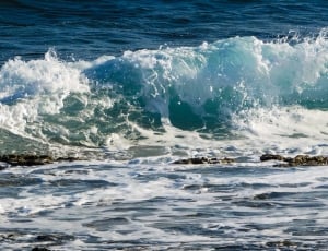 ocean waves thumbnail