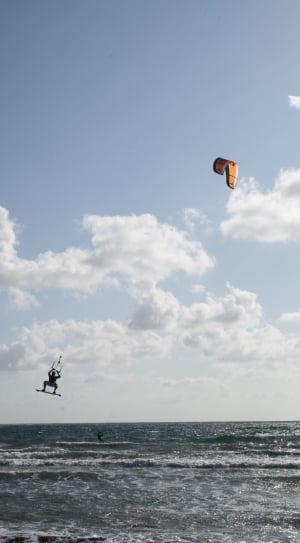 person doing parasurfing thumbnail