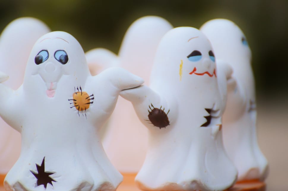 white ghosts figurines preview