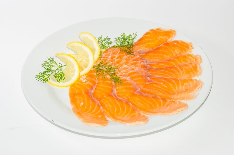 sliced salmon with sliced lemon preview