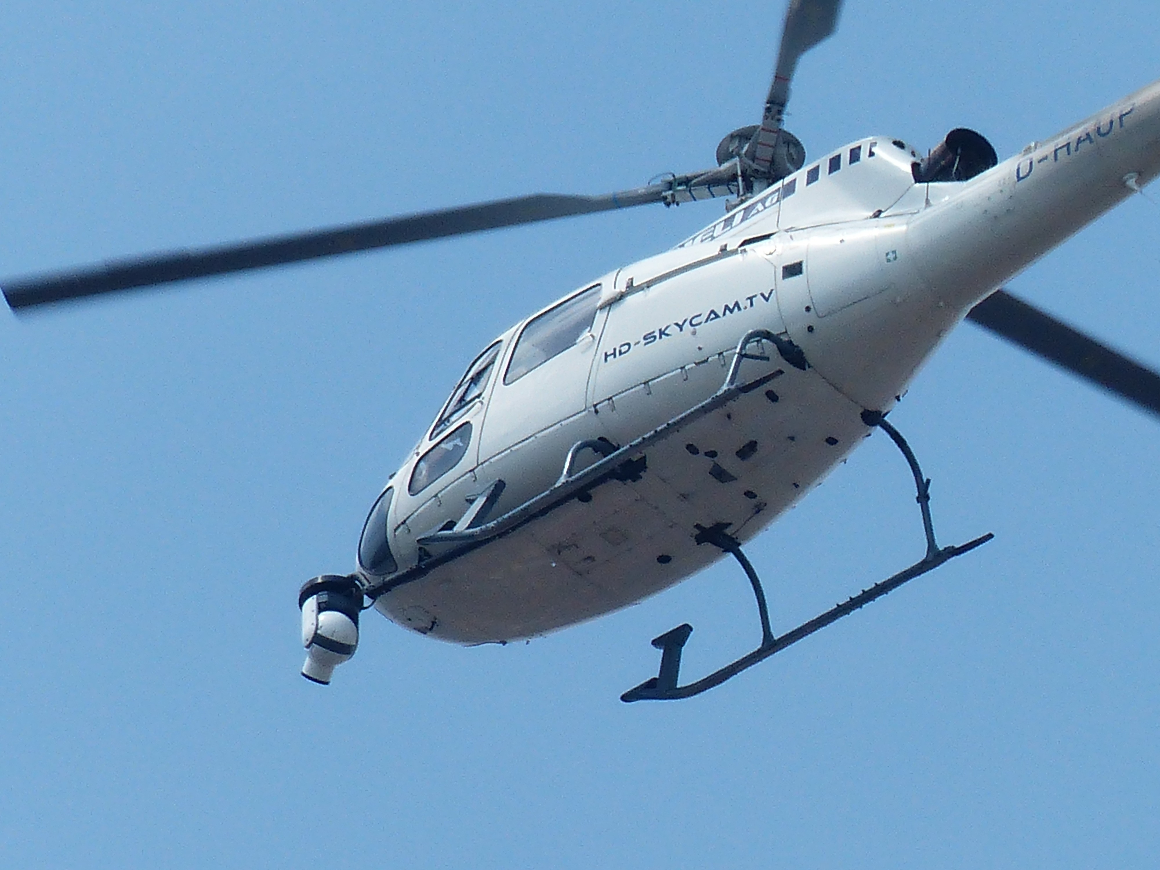white skycam tv  helicopter