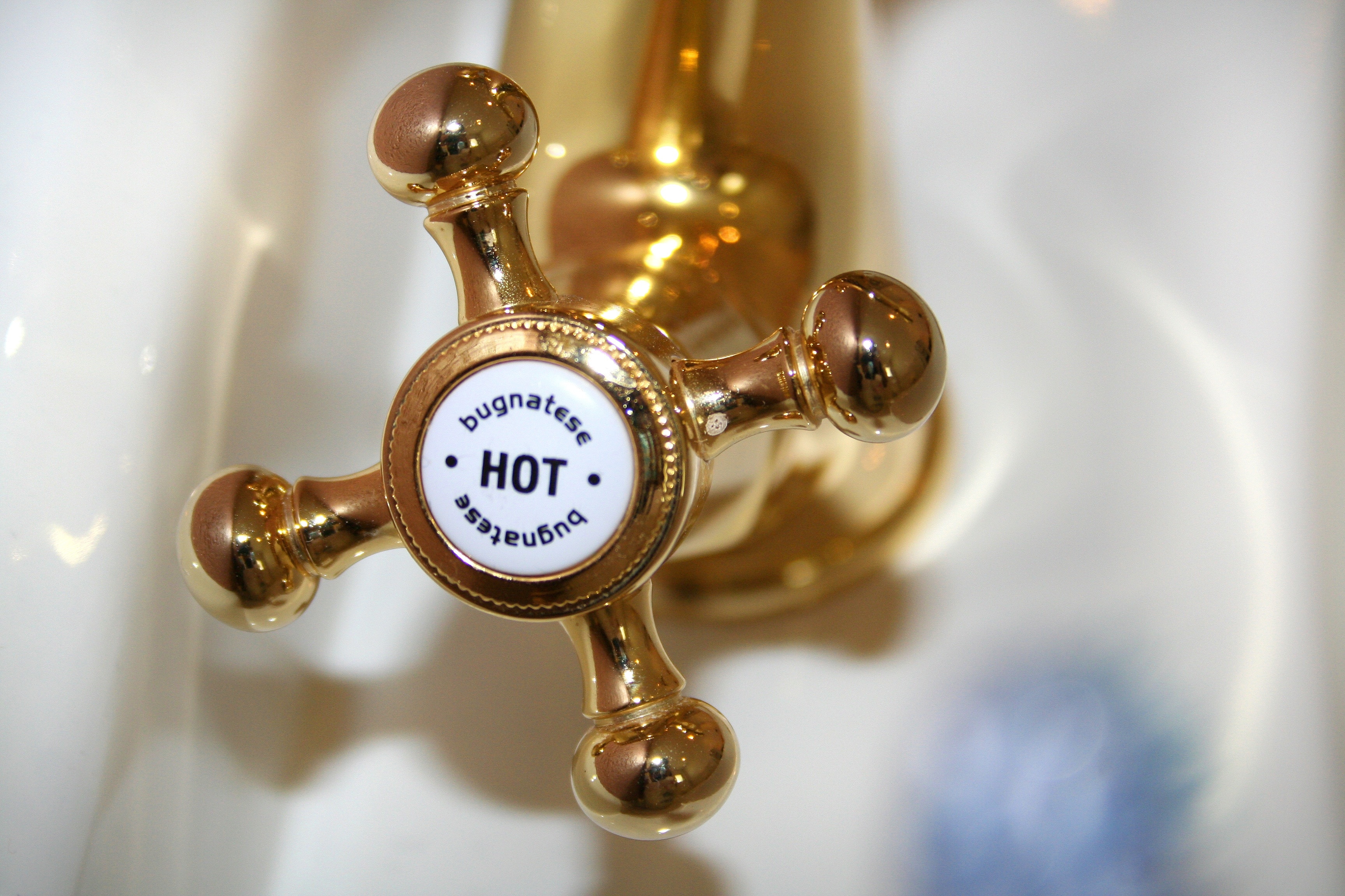 gold faucet knob