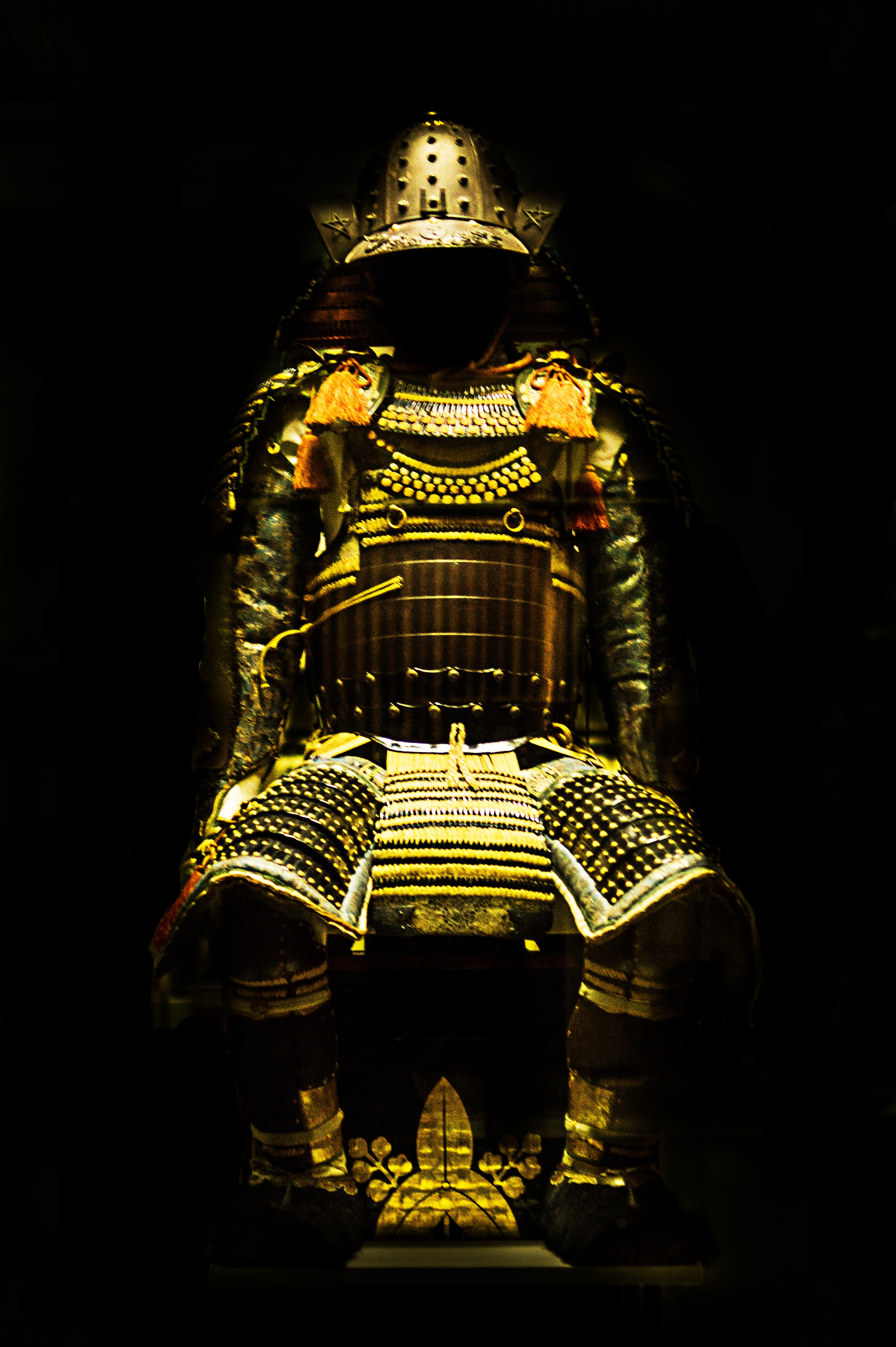 brass knight armor