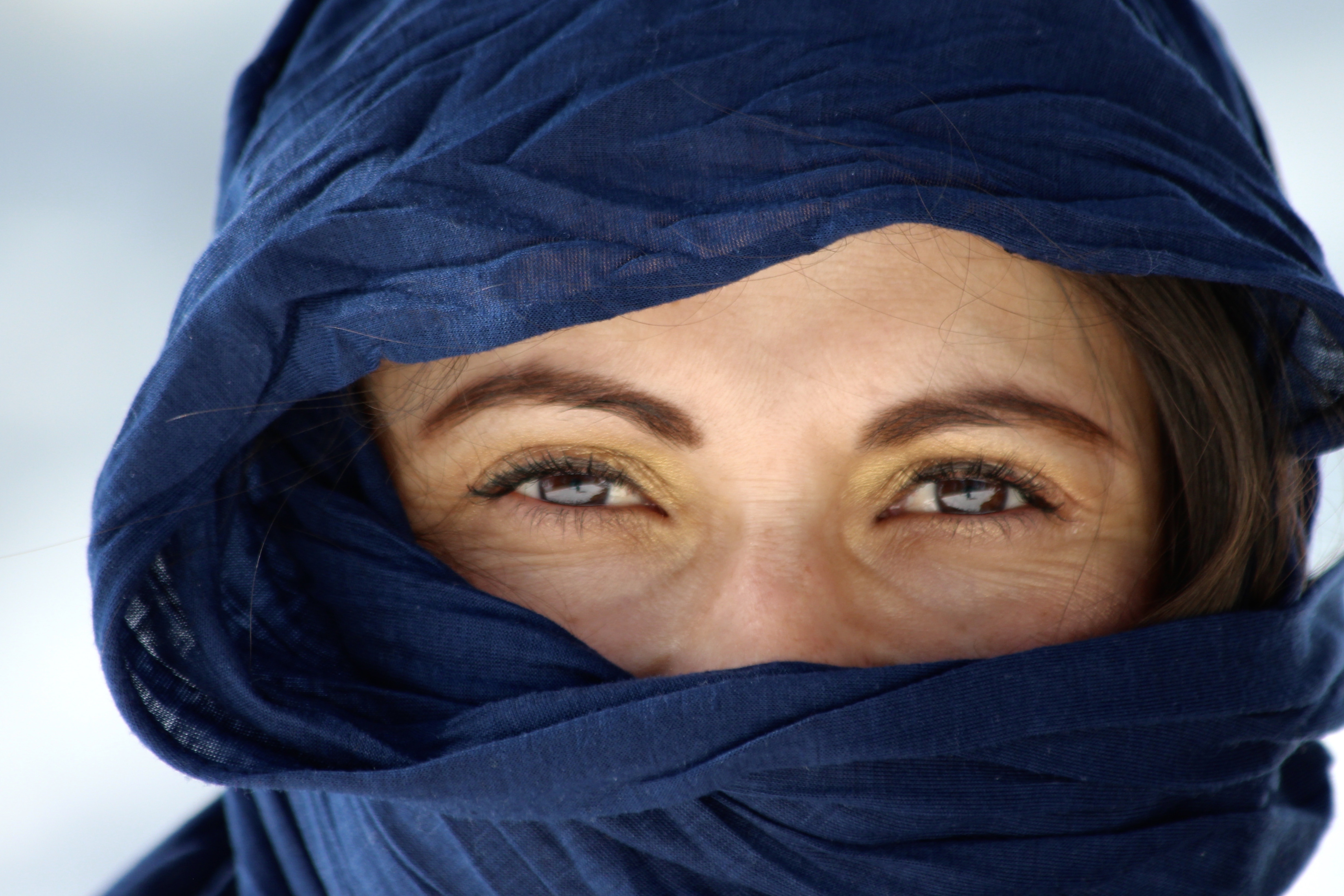 women's blue hijab
