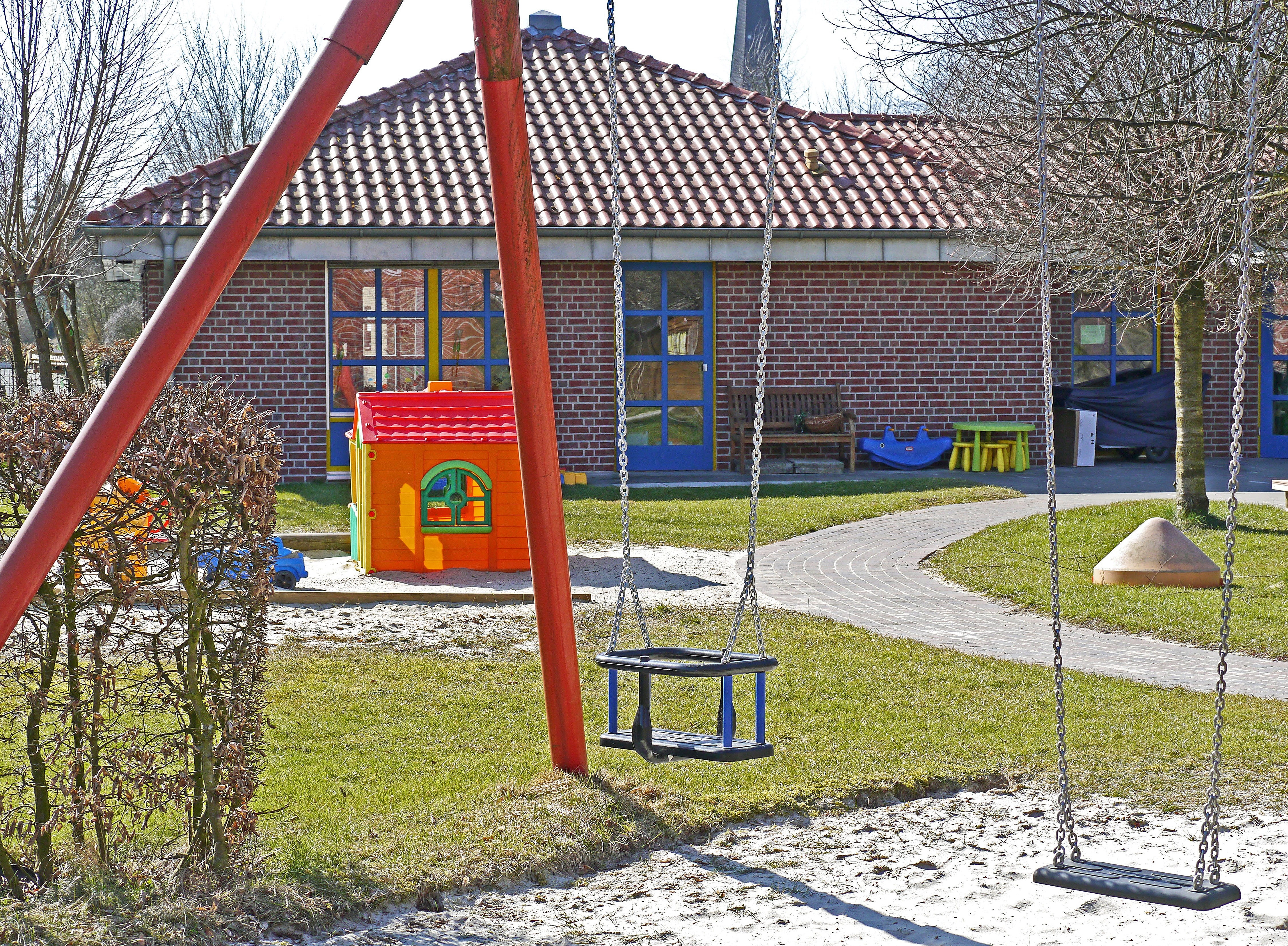 Kindergarten, Playground, Swing, house, playground