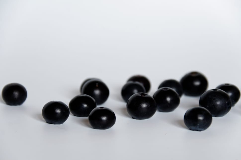 black beads preview