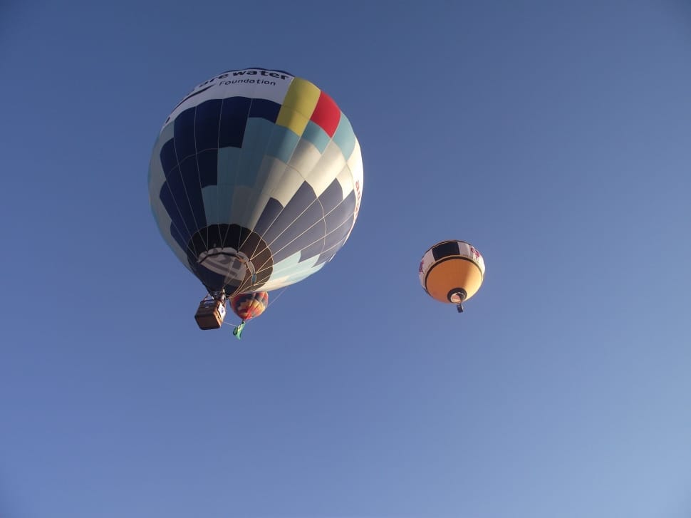 3 hot air balloon preview