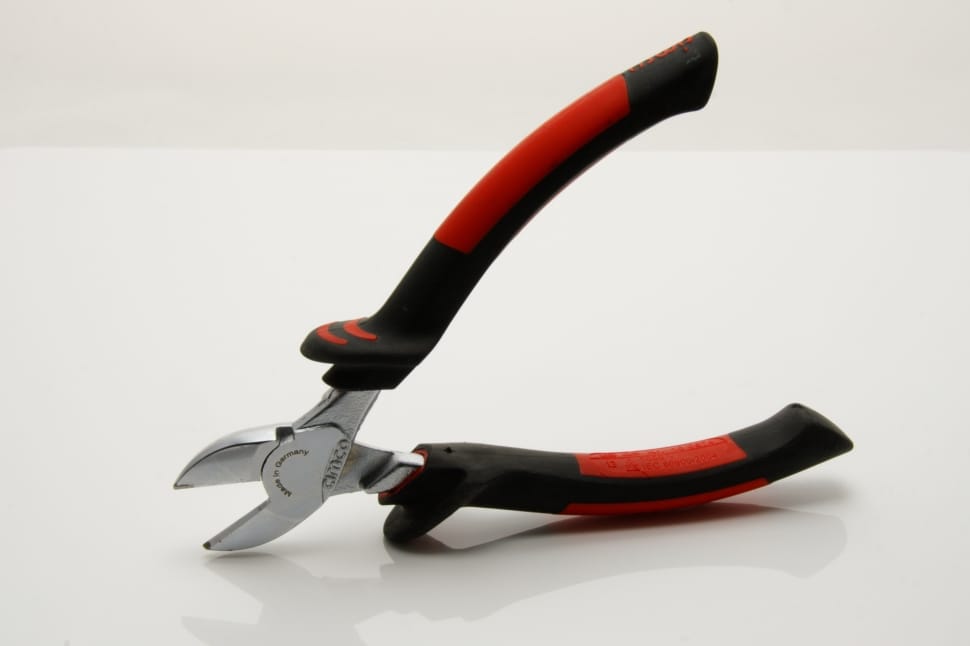 Pliers, Tool, Diagonal Cutting Pliers, studio shot, red preview