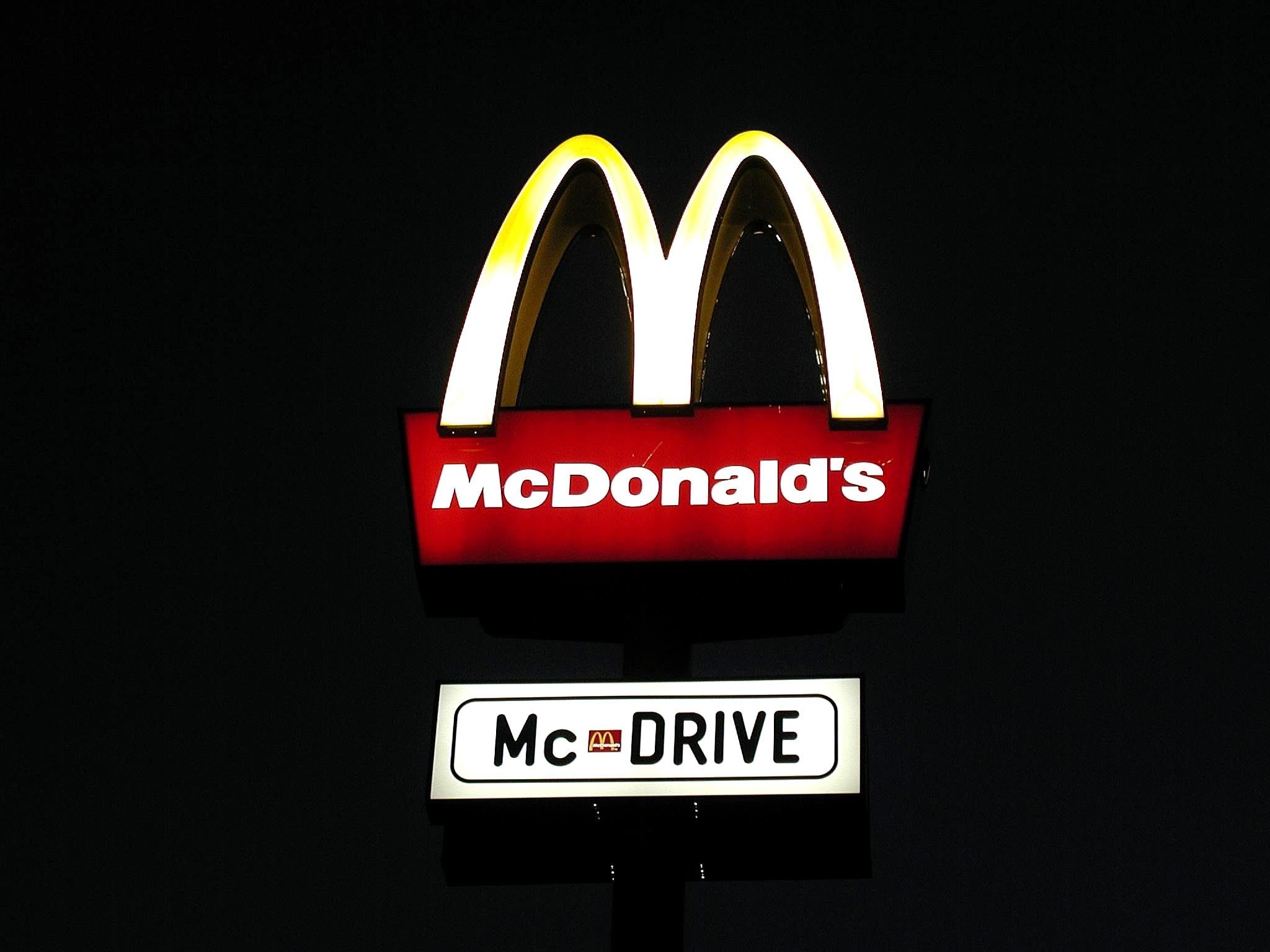mcdonalds mc drive signage