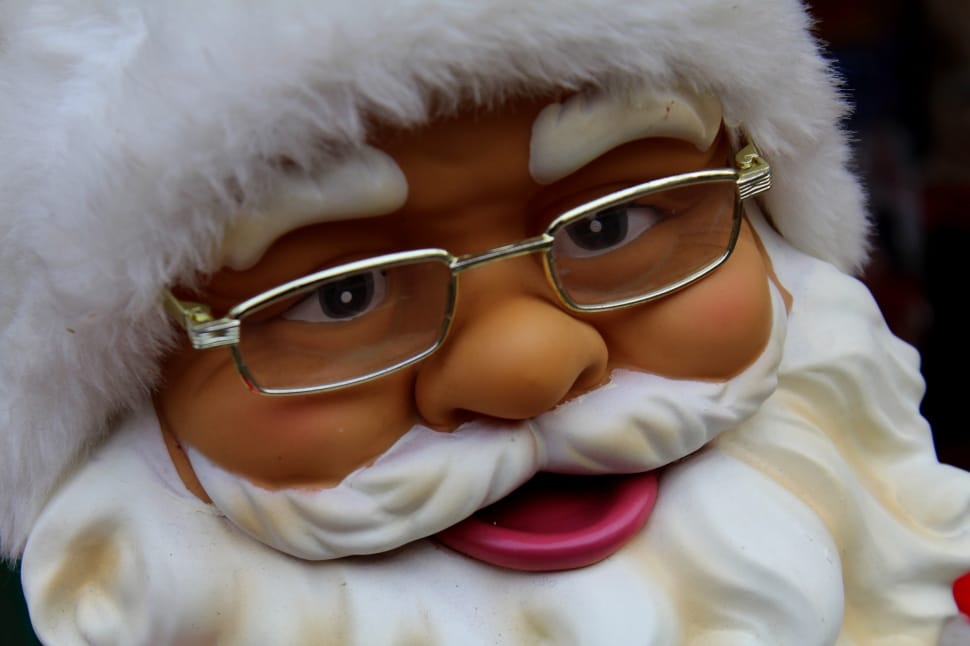 Snata Claus figure close up photo preview