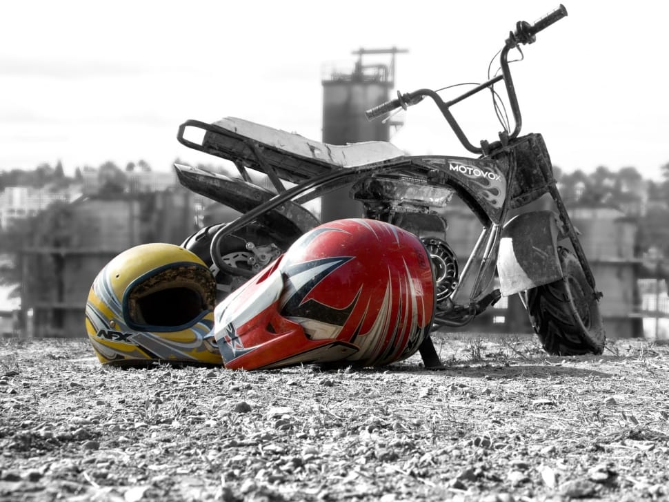 2 motocross helmets and minibike preview