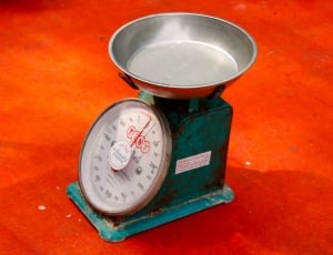 grey and green weighing scale thumbnail