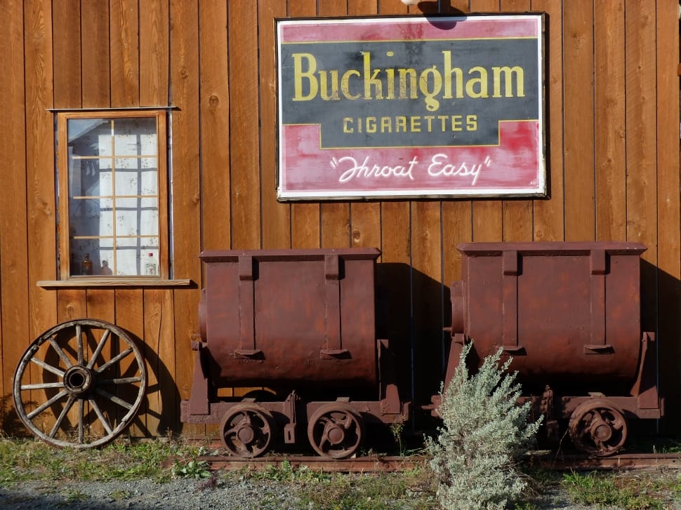 buckingham cigarettes east signage preview