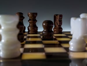 glass chess board set thumbnail