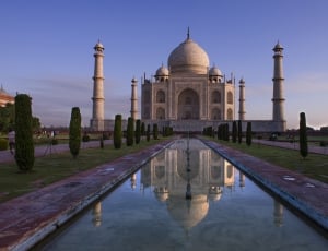 Taj Mahal, India thumbnail