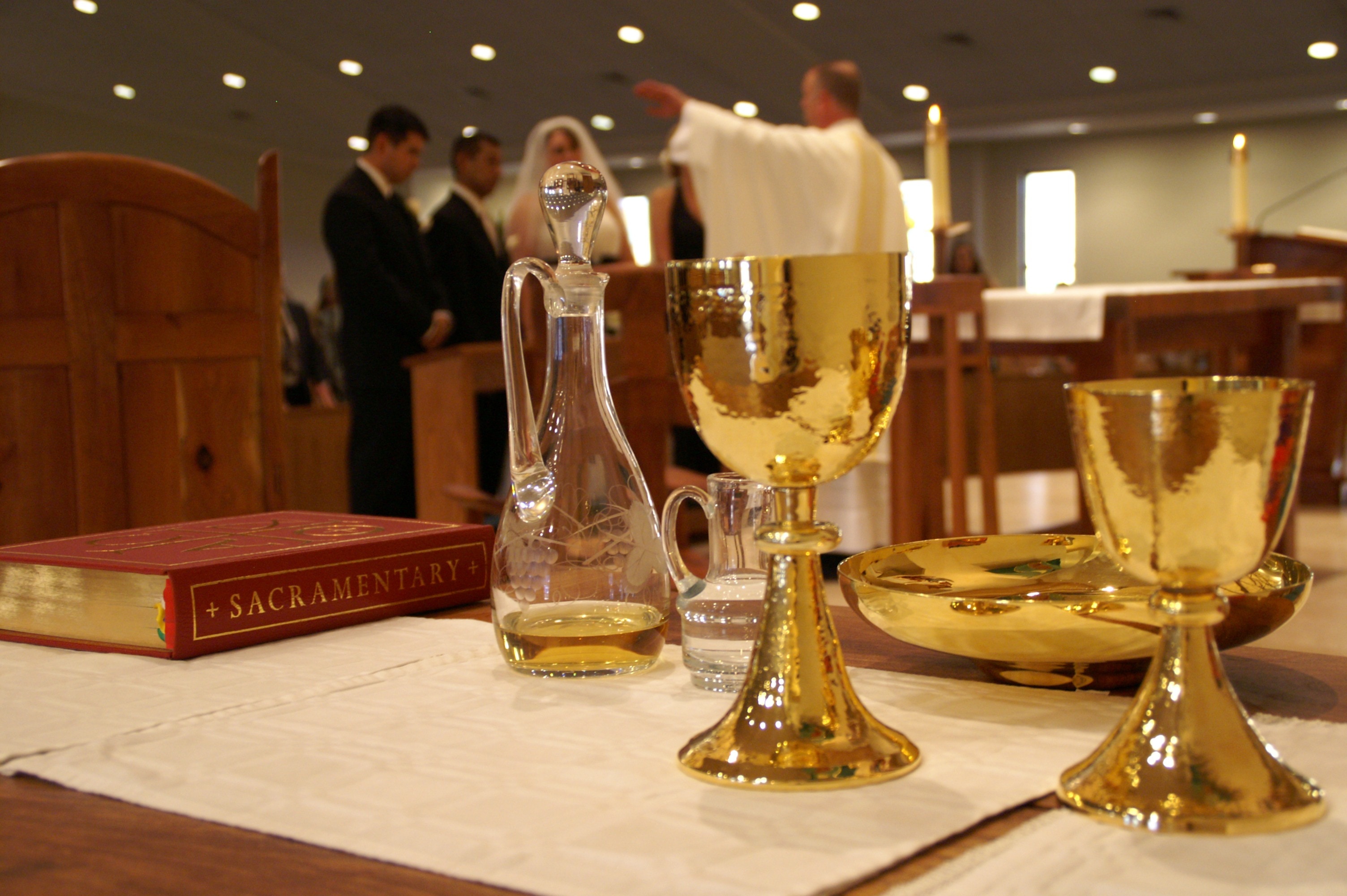 Sacrament, Cups, Table, Gold, Church, wineglass, alcohol
