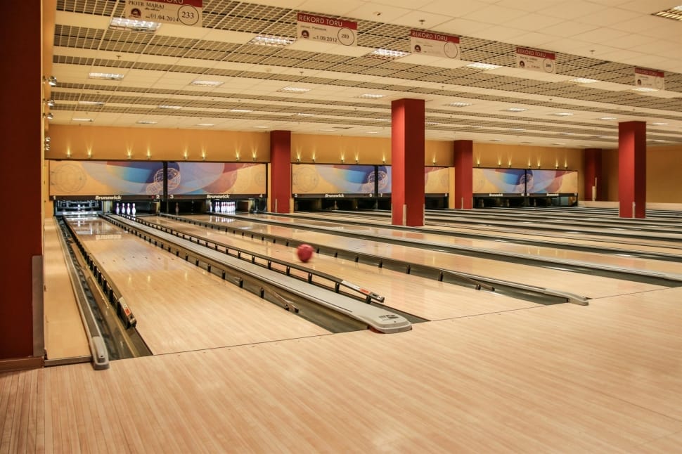 bowling alley preview