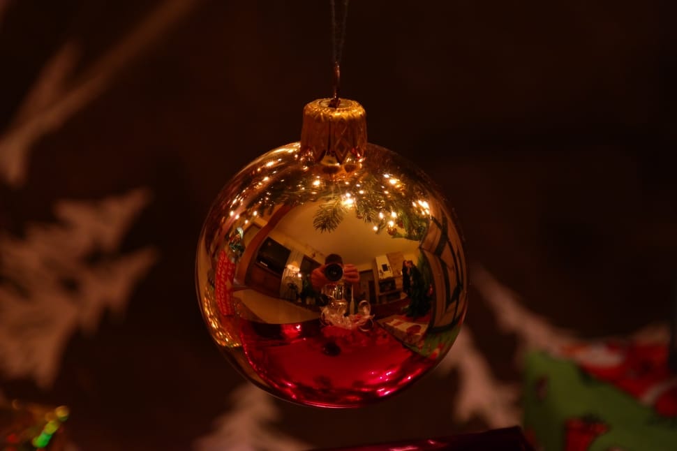 golden christmas baubles preview