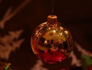 golden christmas baubles thumbnail