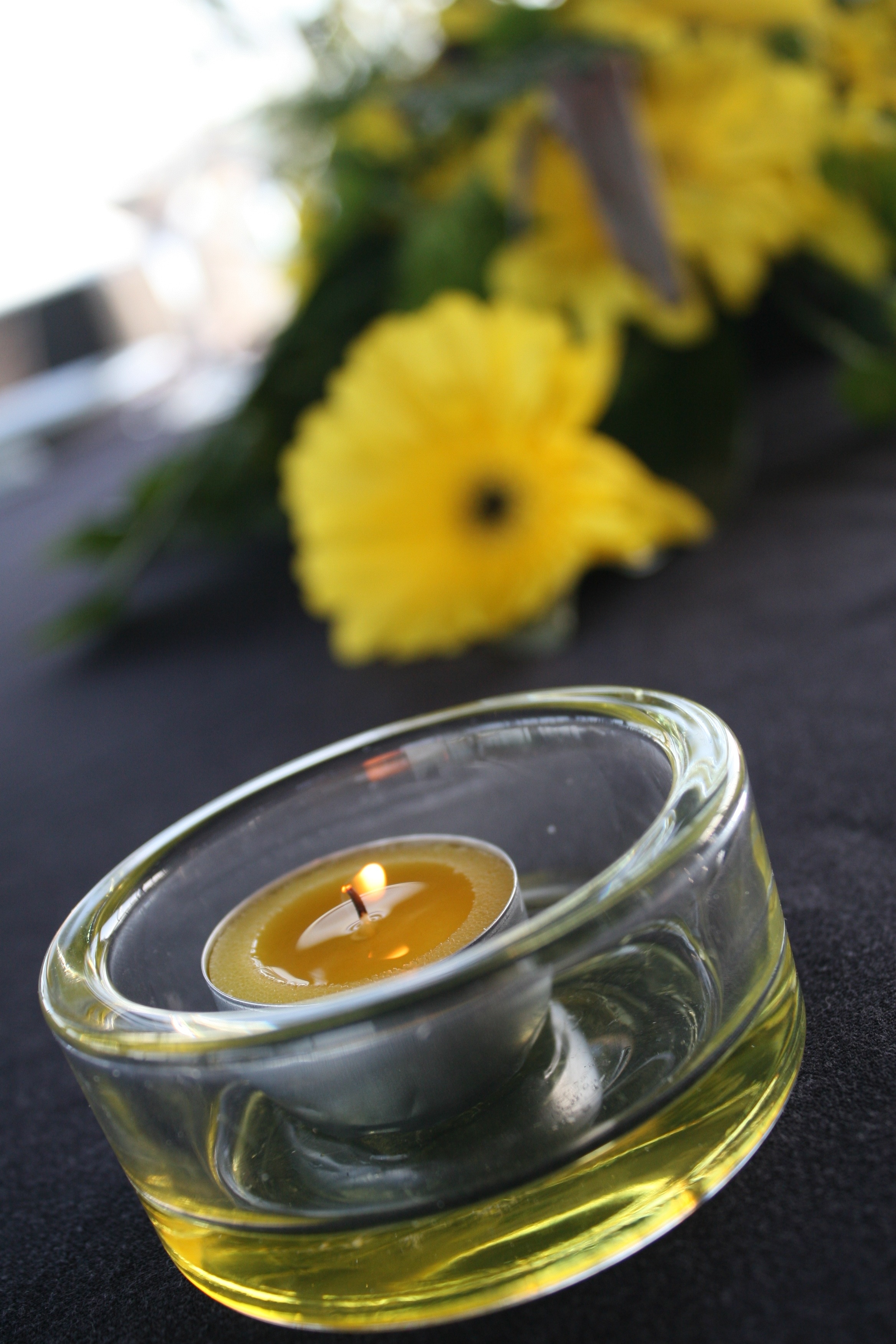 yellow tealight candle